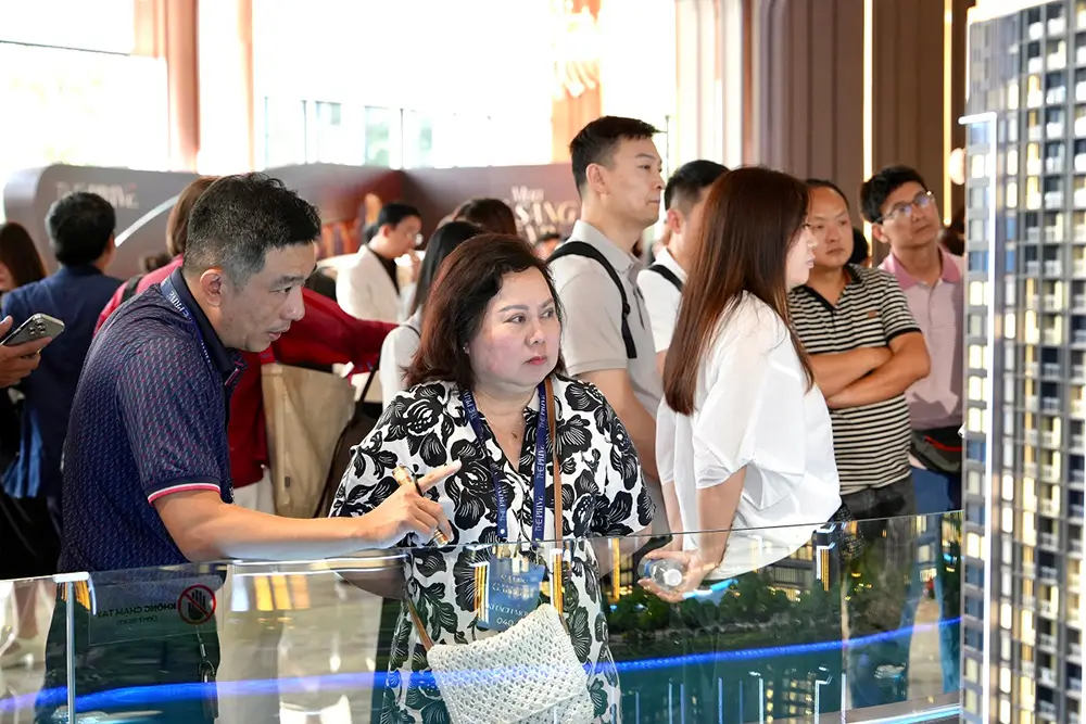 Dòng tiền vẫn ưu tiên bất động sản trung tâm, Cloud9 Tower thu hút sự quan tâm trong ngày mở bán